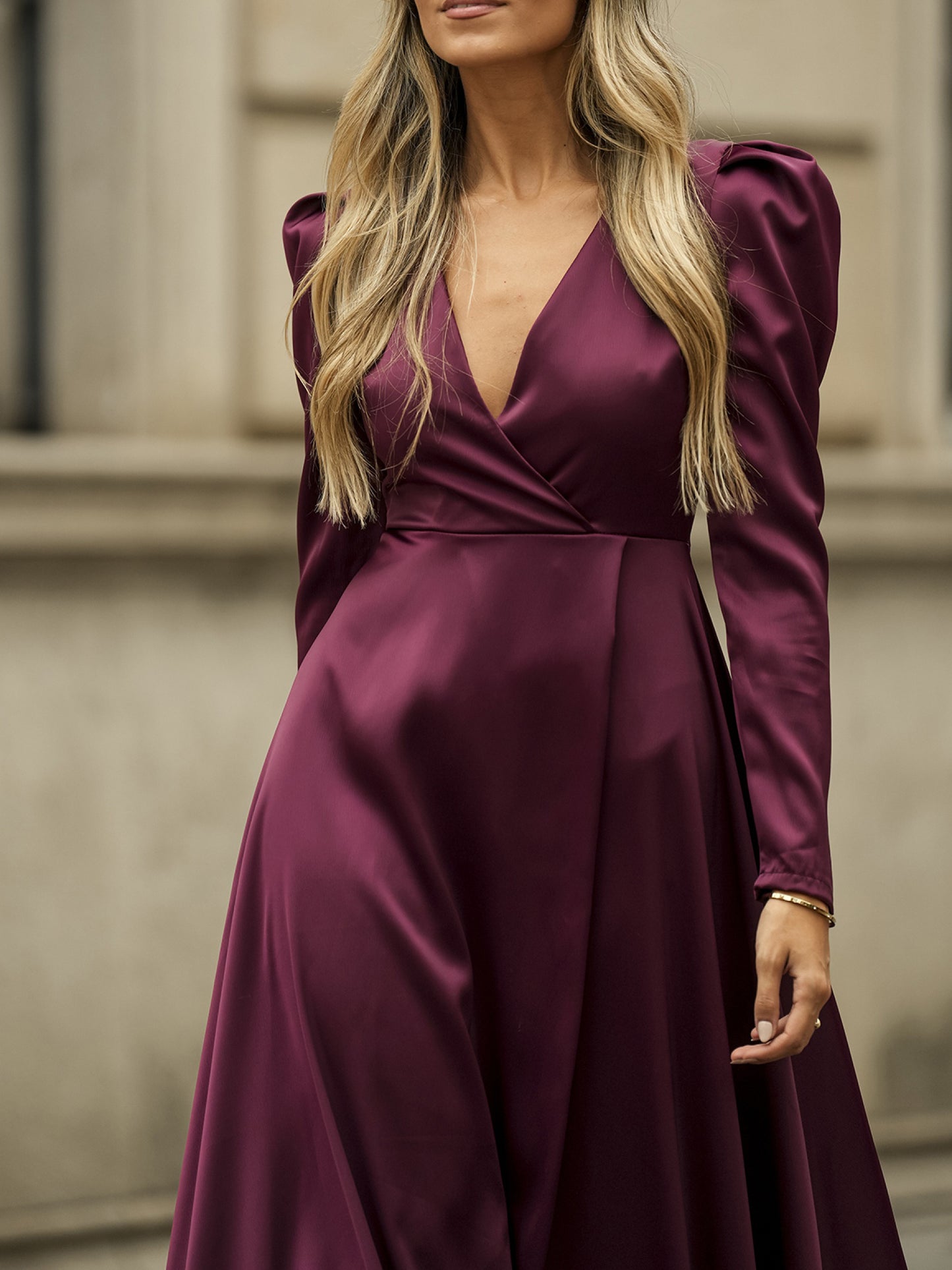 Puff Sleeves V-neck Slit Maxi Dress