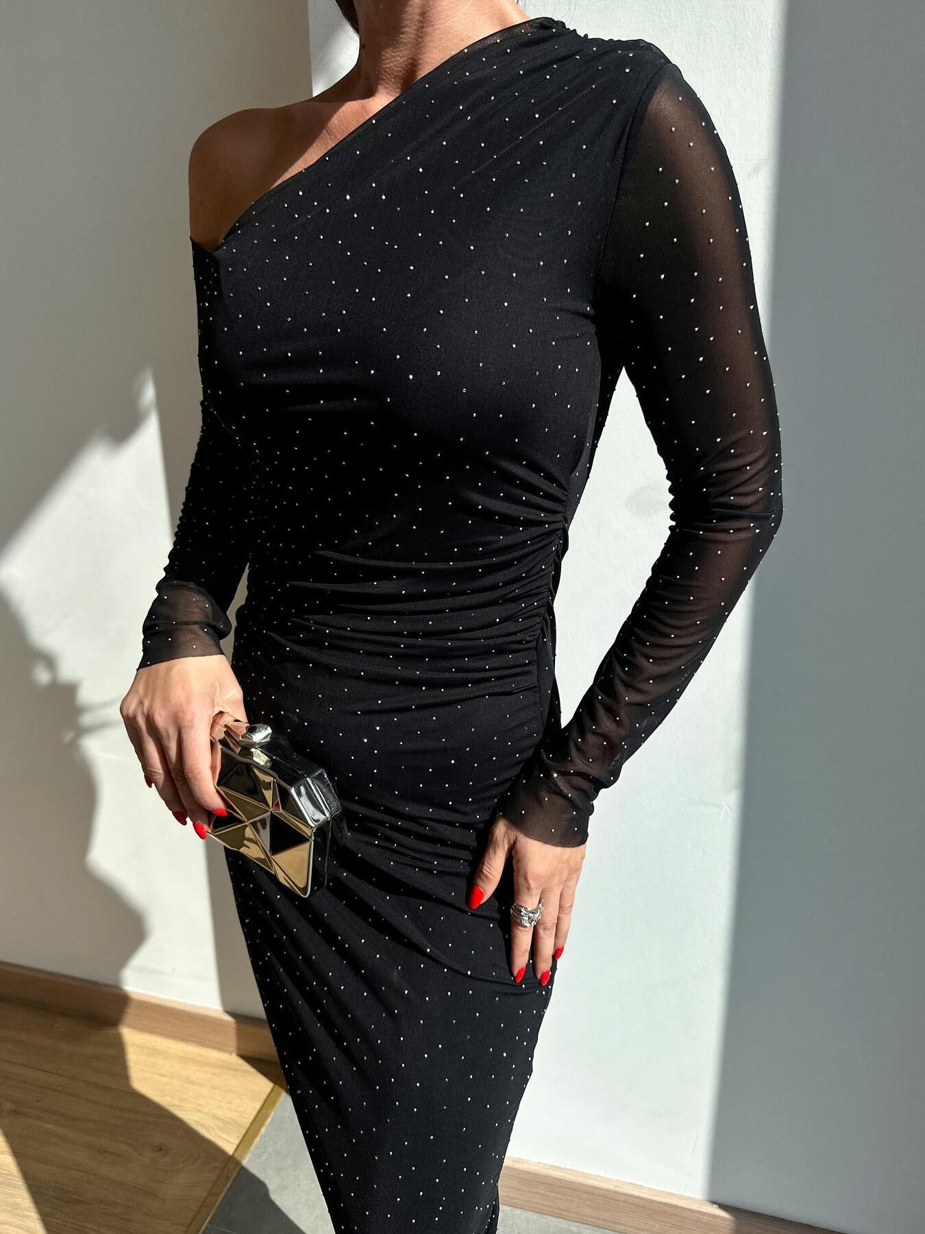 Off-the-shoulder Long-sleeved Diamond Dress